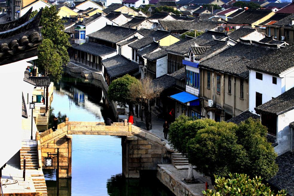 贵阳市水务管理局直属单位市水政支队阿哈水库执法大队开展退休干部座谈会